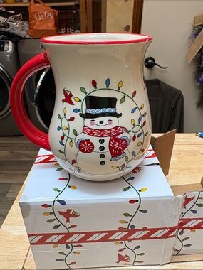 Temptations Red-Handled Snowman Holiday Mug and ornament set
